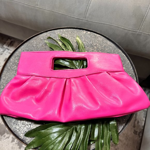 Candie's Barbie Pink Clutch - Picture 4 of 6